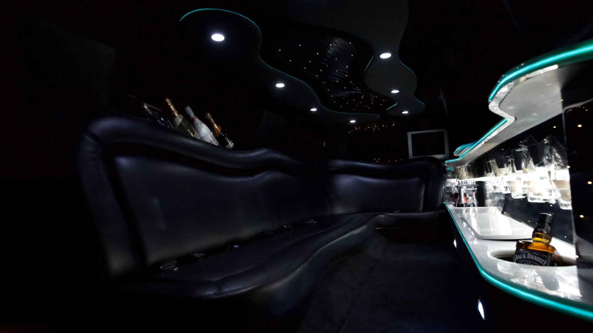 limousine mieten, limousine geburtstag, party limousine, limousine mieten wien, Partylimo mieten, limo mieten wien